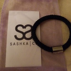 Sashka black bracelet